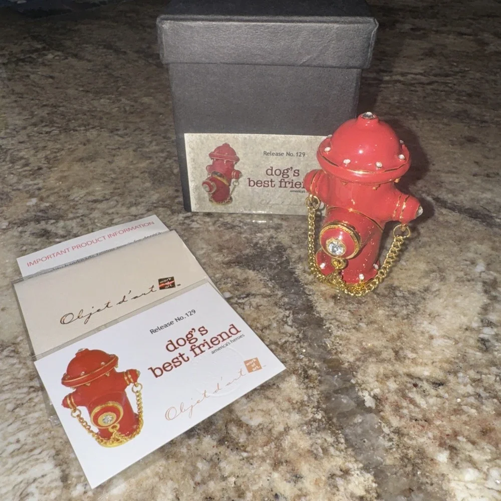Objet D'Art #129 DOGS BEST‎ FRIEND Fire Hydrant Blinged Hinged Trinket Box